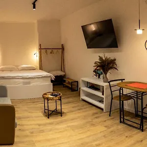 Blloku , Tirana Albania