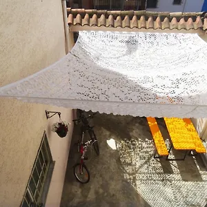 Buff Hostal