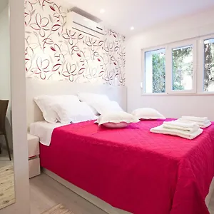 https://bvb-rooms-split.splithotels.org