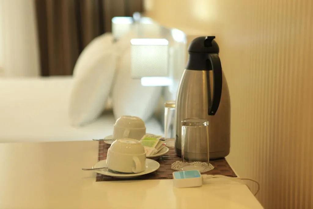 Prestige Hotel Tirana 4*,